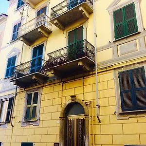 casa-margot-la-spezia.hotelitalianriviera.com/