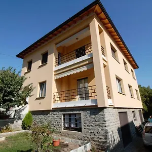 Casa Dudi Dongo