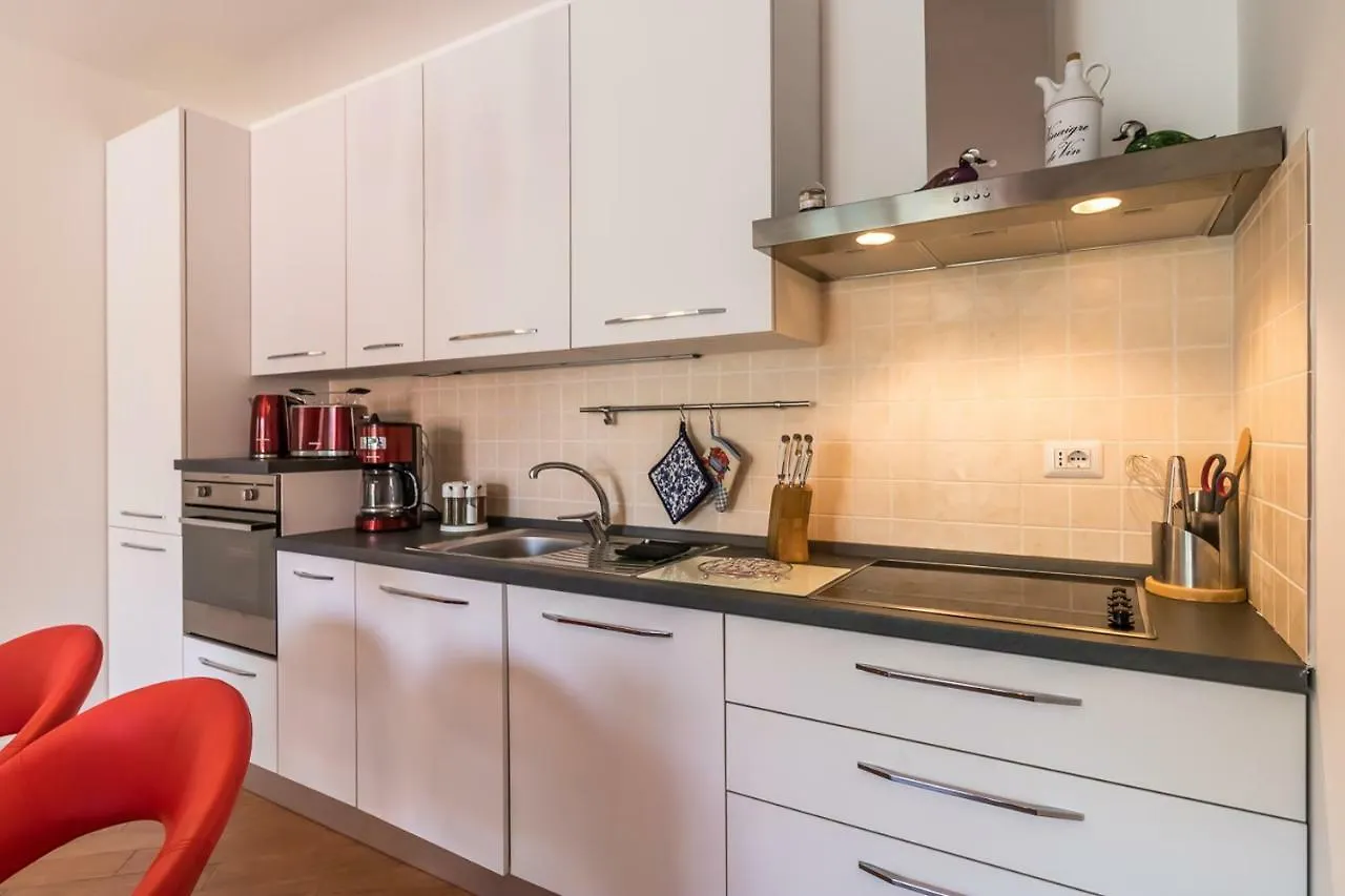 Apartment Dalia - Cremia 0*,